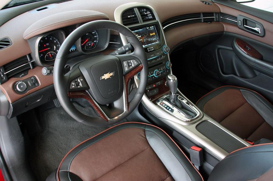  Chevrolet Malibu 2.5 2013 года  (фото 24 из 39)